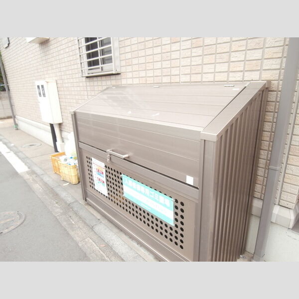 KOMUKAI　Residence303号室 周辺