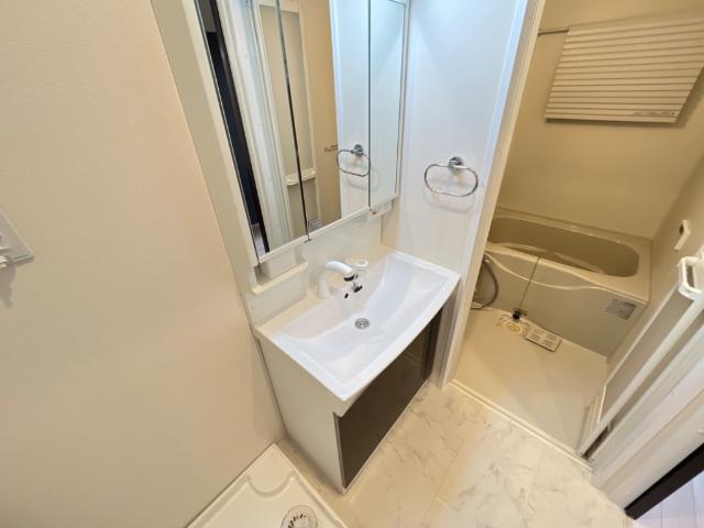 ウィング 洗髪洗面化粧台