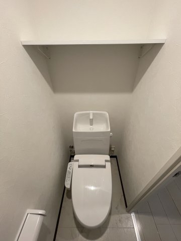 アリエッタ蒔田502号室 トイレ
