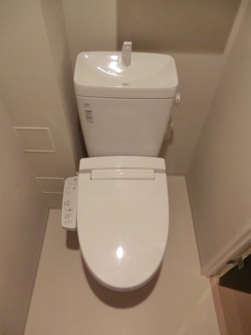 シティテラス横濱和田町エアーズコート トイレ