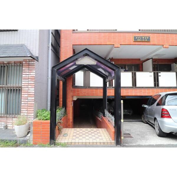 メゾンサトウ306号室 エントランス