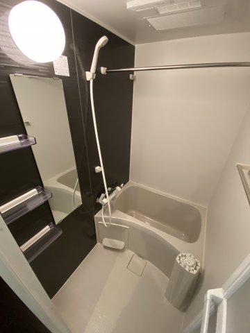 ベイルーム小田栄101号室 お風呂