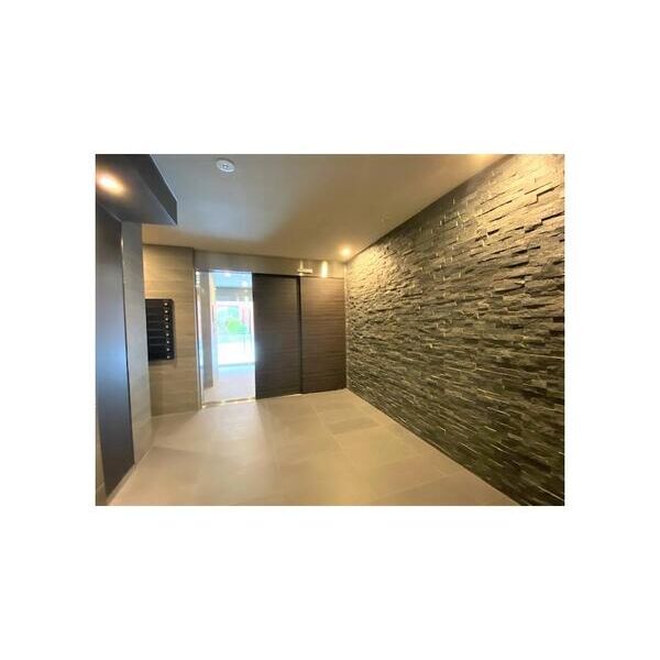 XEBEC方南町201号室 エントランス