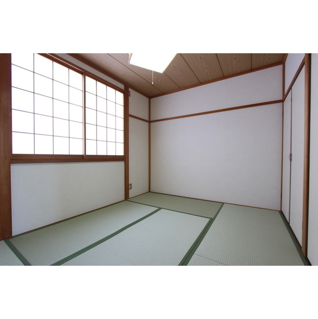 パールヒル高橋 内観