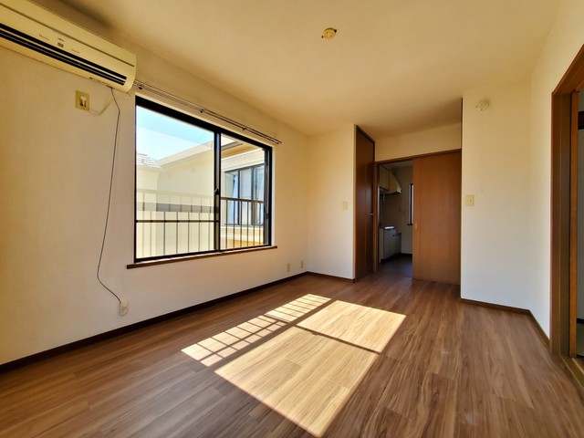 パルデンス西荻窪0203号室 リビング