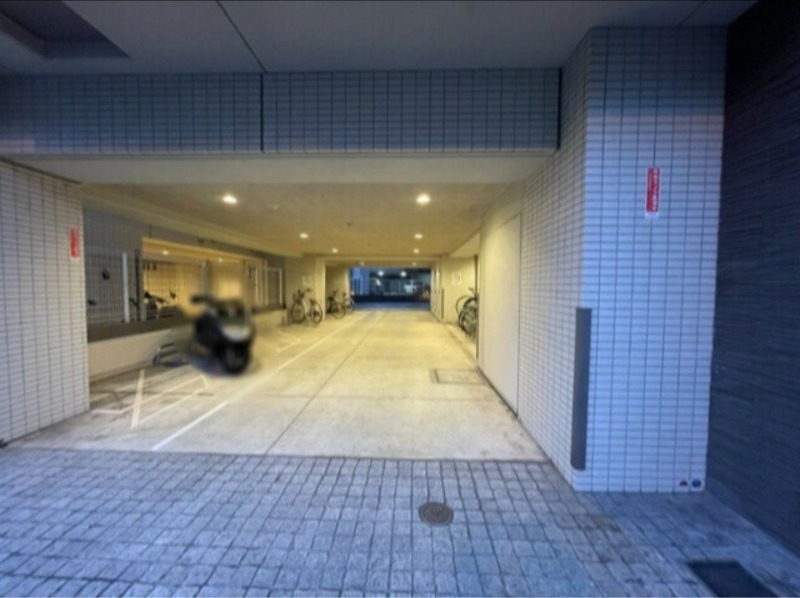 レグラス横浜吉野町7階 バイク置場・駐輪場