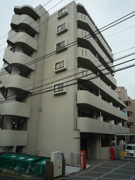 ファーストクラス市ヶ尾の外観画像