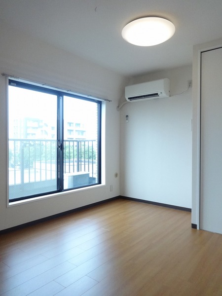 ライオンズマンション中野大和町 リビング