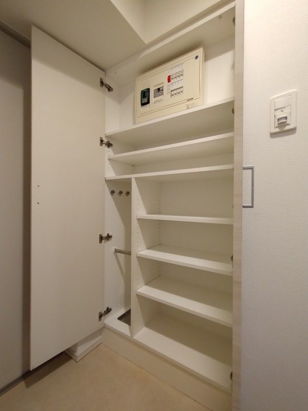 GENOVIA浜松町green veil 収納