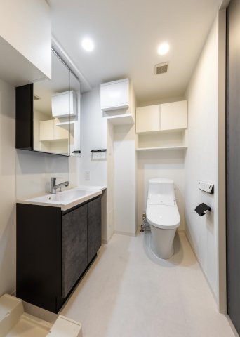 SYFORME NISHI-OI ※類似タイプ参考写真です