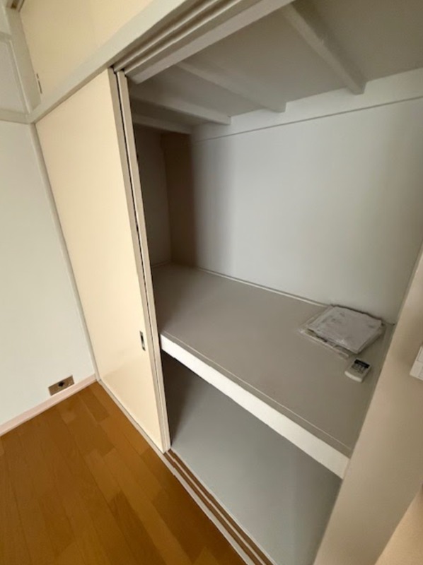 高畑マンション 収納