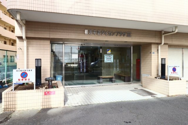 横浜平沼ダイカンプラザ三号館10階 エントランス