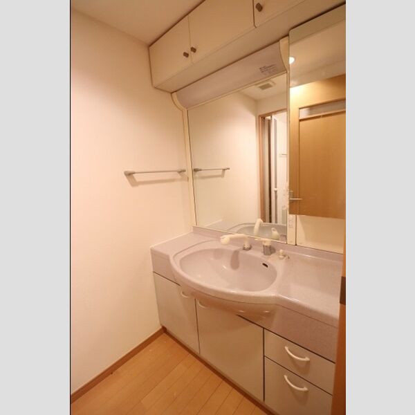 グランシーズ・アリヤマ 洗面