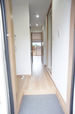 カーサルミエール 玄関です