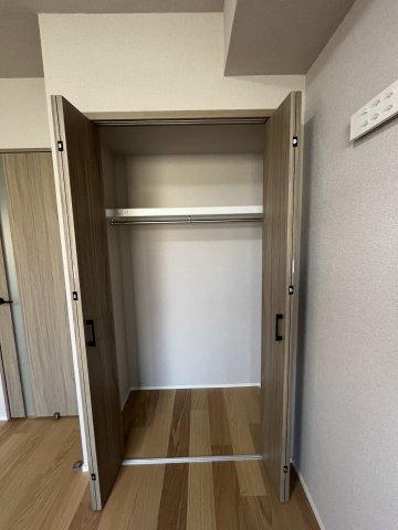 アルティザ氷川台0402号室 収納