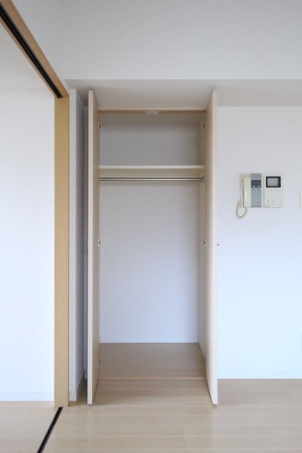 クローバーコート黒門町6階 クローゼット