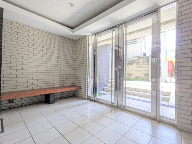 エルスタンザ中野新井203号室 ロビー