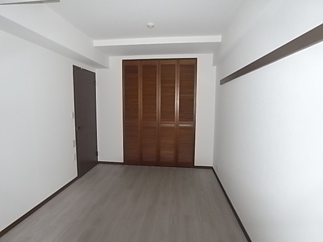 セラビーヌーベル1階 内観