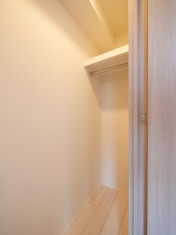 オーパスレジデンス中板橋2階 内観