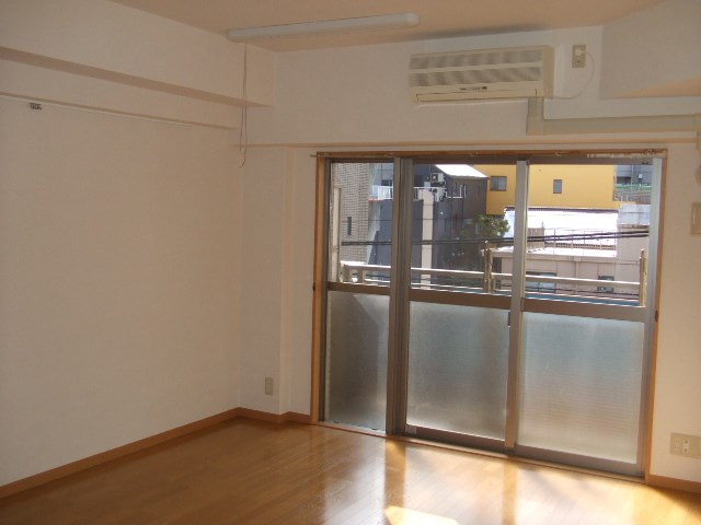 板橋ＫＭコート リビング