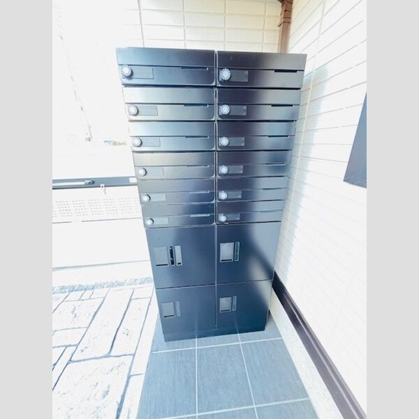 ファンウェーブ湘南藤沢 宅配ボックス