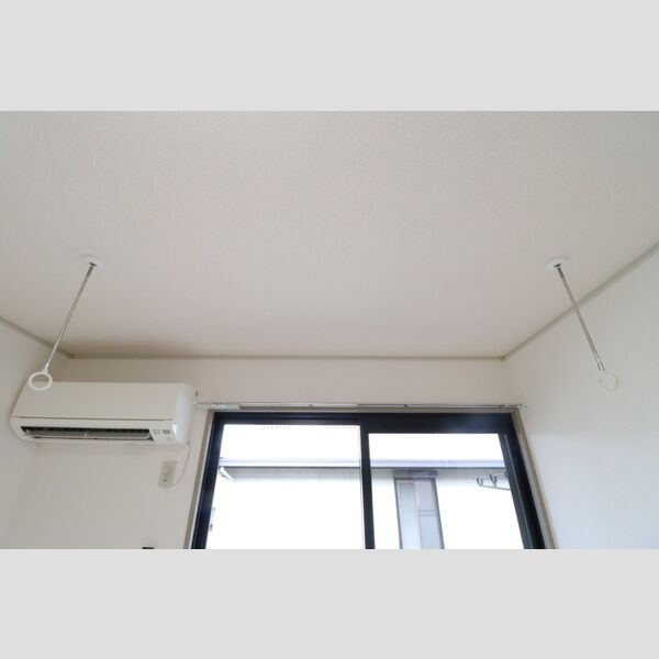 ラ・フランセ　弐番館203号室 室内物干し