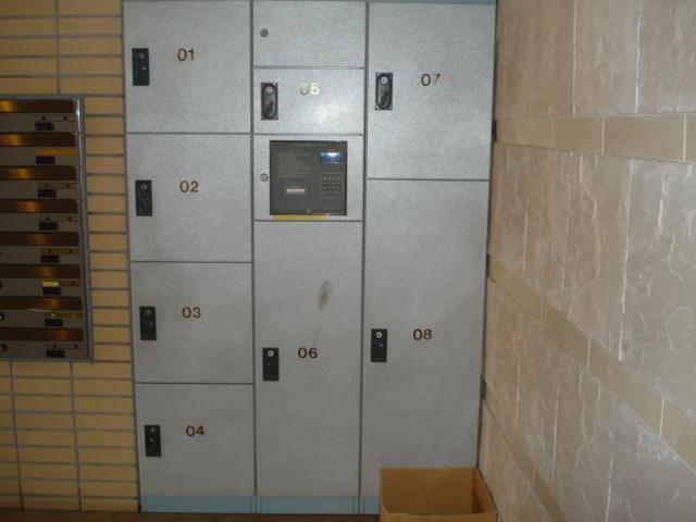 リバーサイドハイツ湘南0401号室 あると便利な宅配ロッカー