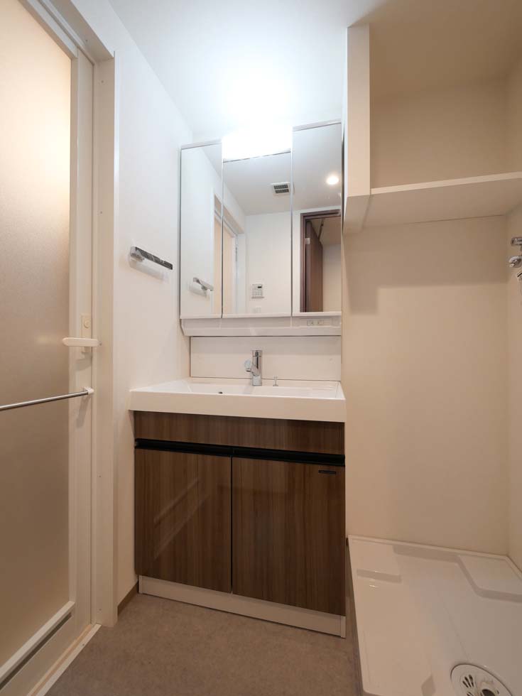 コンポジット渋谷本町4階 内観