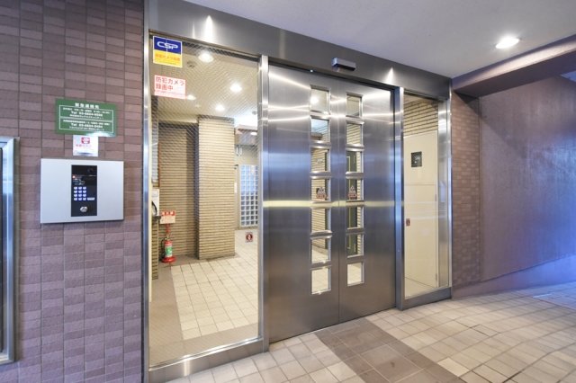 菱和パレス護国寺2階 エントランス