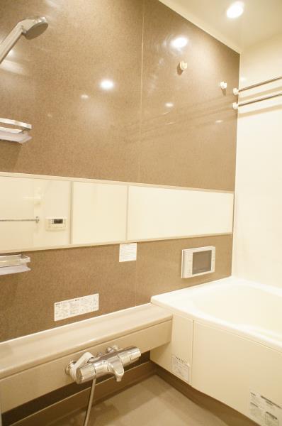 アパートメンツ三田10階 お風呂