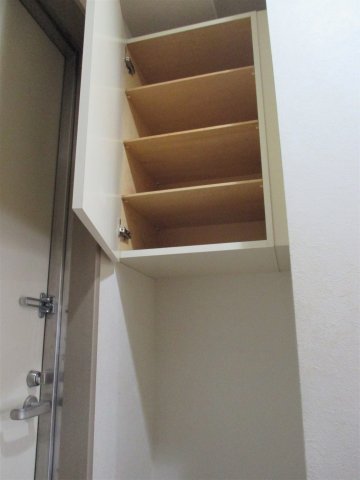 パインリッチ湘南0205号室 収納