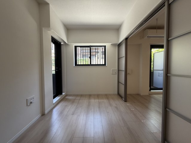 GRANPASEO中目黒Ⅲ102号室 リビング