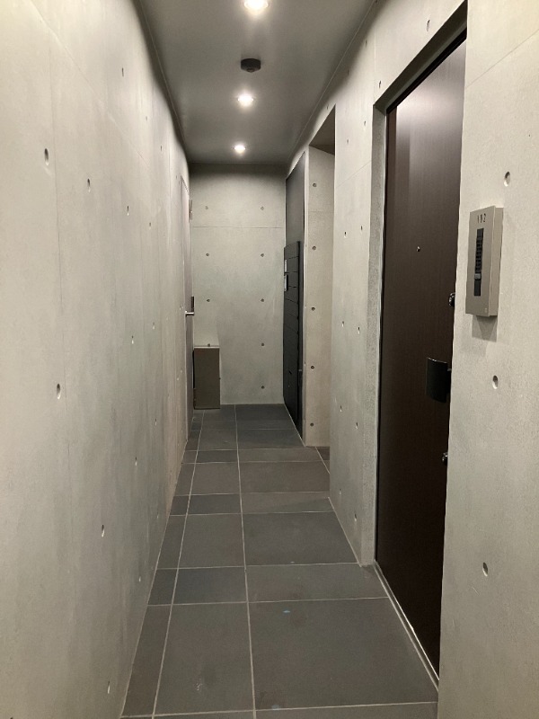 プロスタイルウェルス豊洲イースト6階 共用廊下