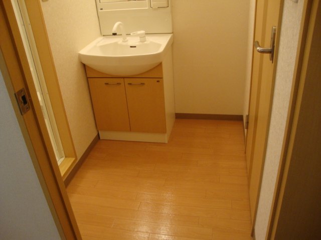 イコール・アルパイン 洗面