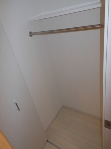 グランド・ガーラ桜木町駅前 クローゼット