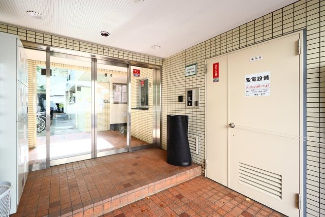 ビリジアン目白 エントランス