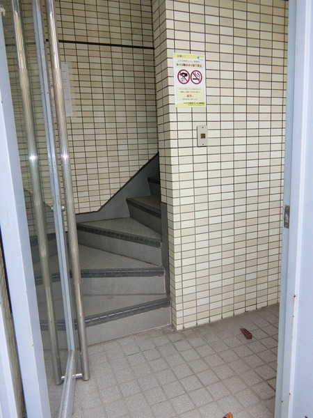 ジェミニ大森本町305号室 エントランス