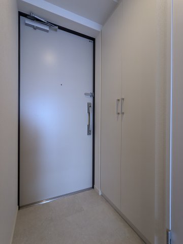 ケイディーエックスレジデンス原木中山0625号室 玄関