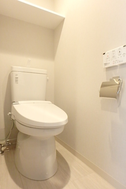 グランド・ガーラ川崎西口9階 シャワー付トイレ