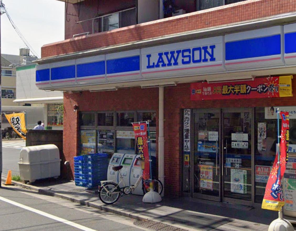 小松レジデンス 【コンビニエンスストア】ローソン 板橋幸町店まで122ｍ