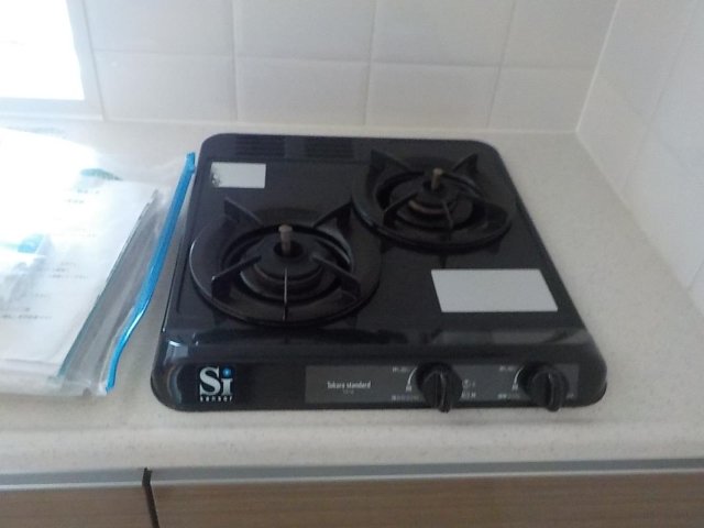 Ｒａｆｆｉｎｅ 雷門 システムキッチン（2口ガスコンロ）