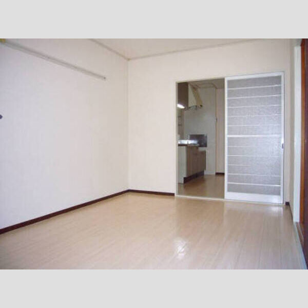 ジョイナス東大宮 洋室