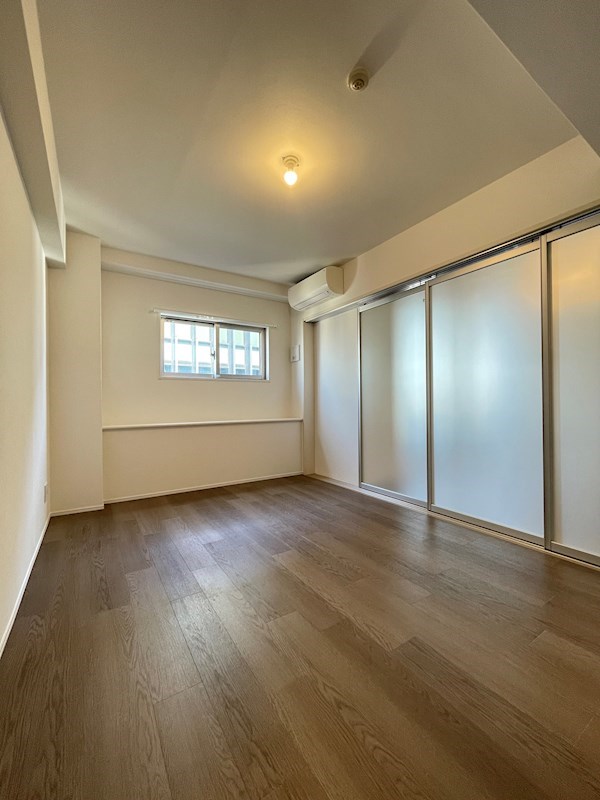 レジディア三越前13階 寝室