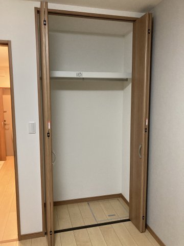 オークティアラ201号室 ※写真は別室です