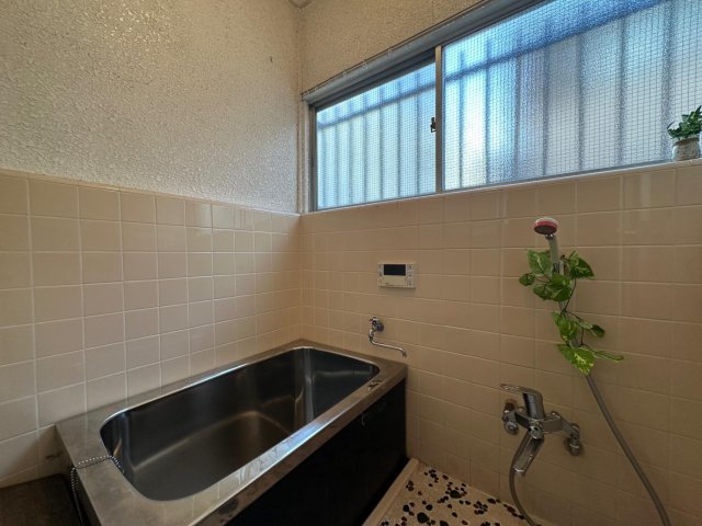 長淵A棟 追い焚き機能付きの浴室です！