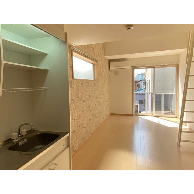 メゾン宮原201号室 内観