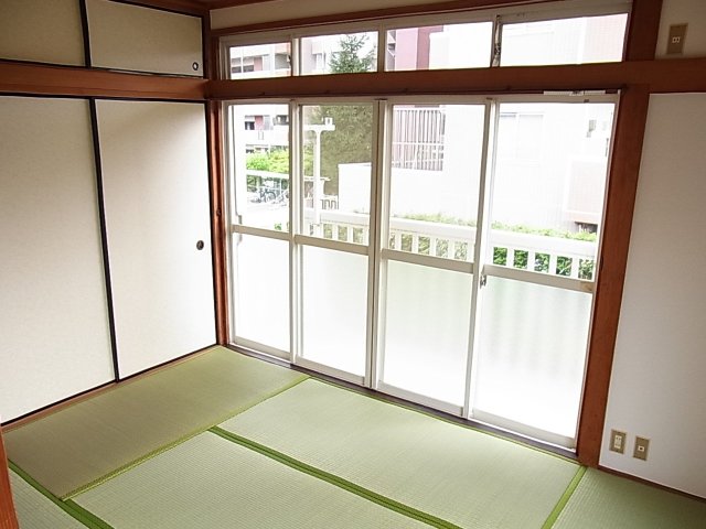 善行コーポレイ0102号室 ※別部屋（201号室）参考画像、102号室は洋室になります。