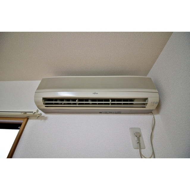 アンプルール フェール 豊四季Ⅱ203号室 エアコン