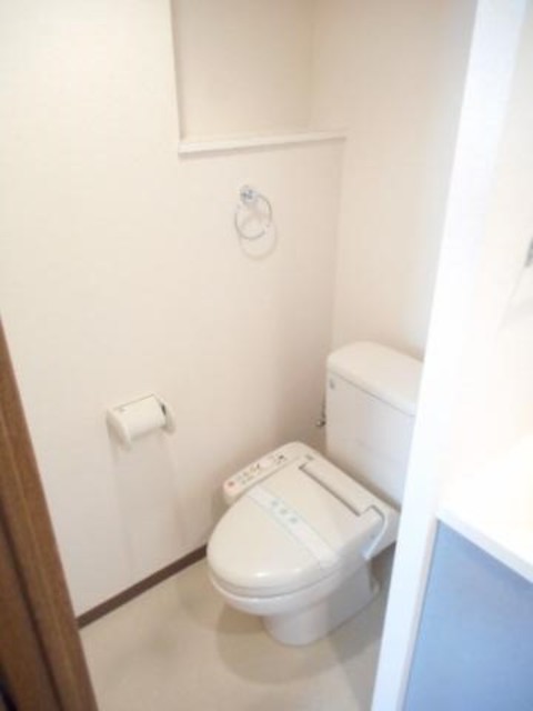 ヴァンテアンライフ高円寺　壱番館　３０５号室0305号室 トイレ