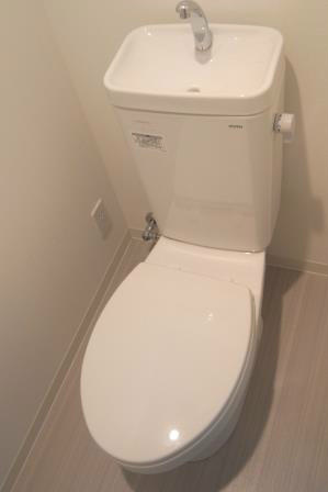 リーサ・ボニート5階 トイレ